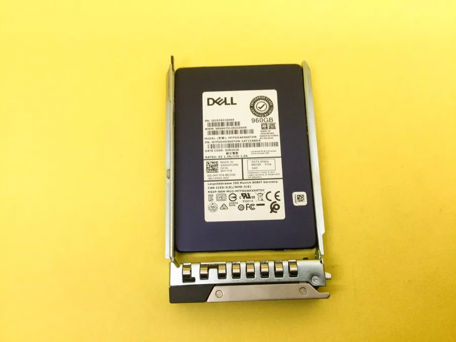 SSD-накопитель Micron 5200 MAX 960GB 2.5" SATA SSD MTFDDAK960TDN 4XB7A17098 90-9 — фото лота 1