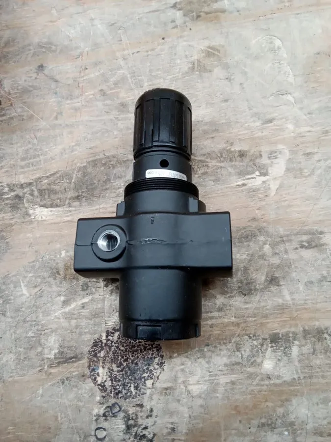 Трубопроводная арматура NORGREN,R17-800-RNLA,PRESSURE REGULATOR 300 PSIG — фото лота 3