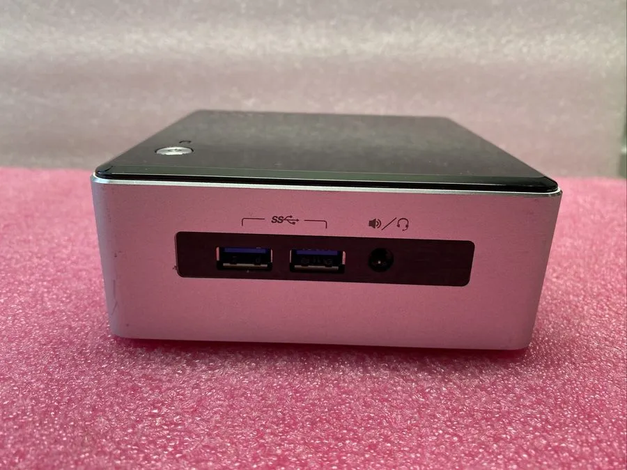 Micro PC NUC5i5RYH Intel NUC Core i5-5300U 2.30GHz 12GB RAM 750GB HDD