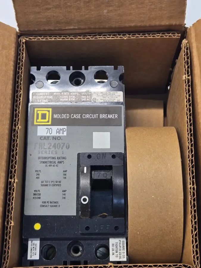Автоматический выключатель Square D FAL24070 70 Amp 2 Pole 480V Feed thru circui