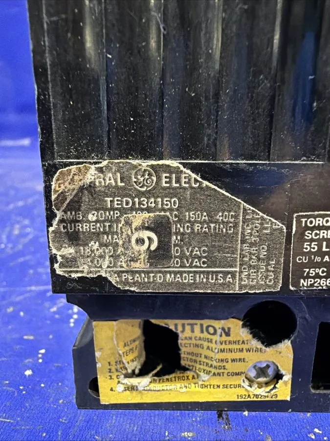 Автоматический выключатель GE TED134150 150 Amp 3 Pole 480V TED Circuit Breaker  — фото лота 1