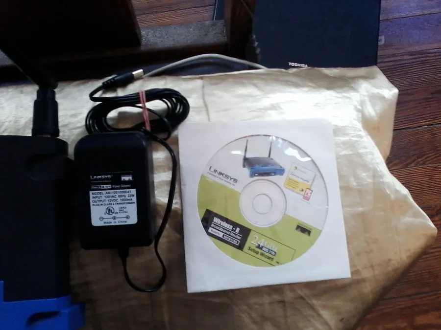 Маршрутизатор Linksys BEFW11S4 11 Mbps 4-Port 10/100 Wireless B Router