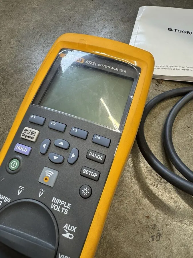 Аккумулятор FLUKE BT521 Battery tester, battery analyzer shipping