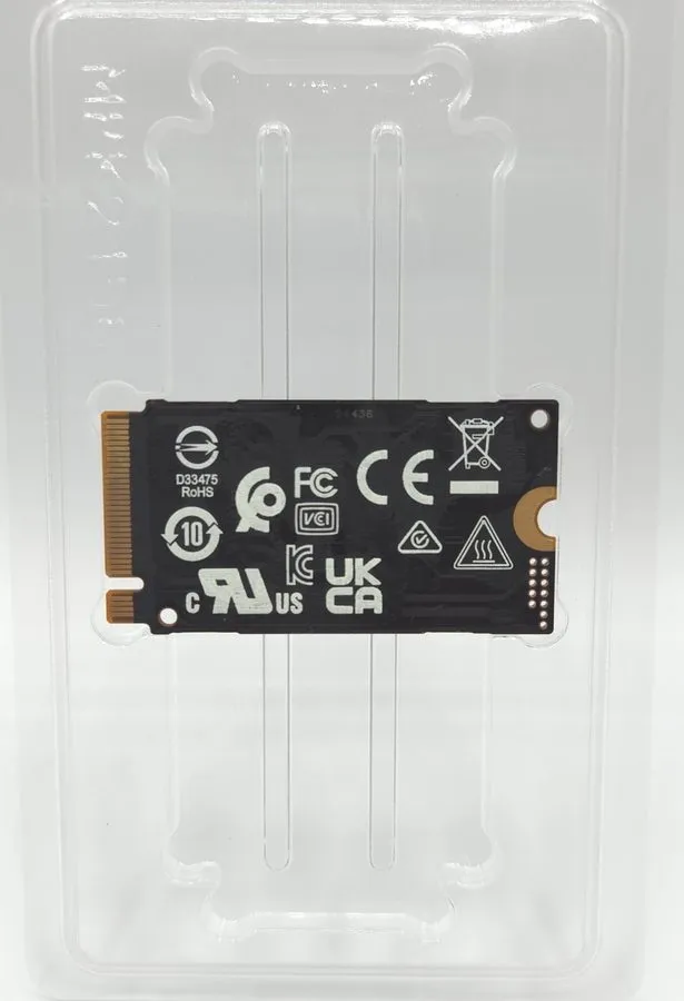 SSD-накопитель Samsung PM991A 256GB SSD NVMe PCIe 3.0 x4 M.2 2230 MZ-ALQ256B MZA — фото лота 1