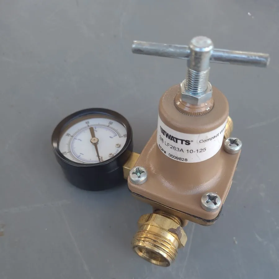 Трубопроводная арматура Watts 1/2" LF263A 3-50 Compat Water Pressure Regulator ( — фото лота 1