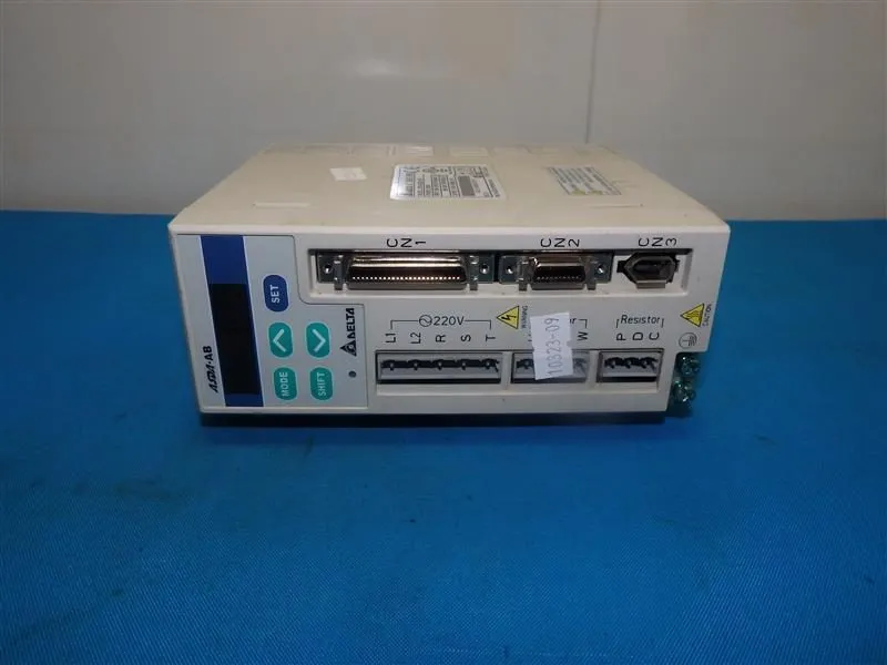 Сервопривод Delta ASD-A0221-AB AC Servo Drive 200W