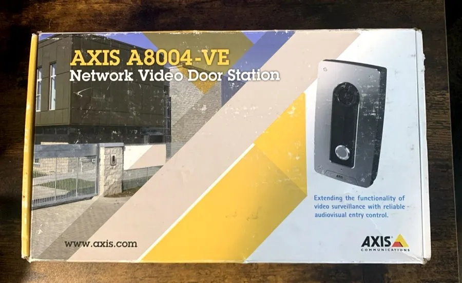 Камера Axis Communications AXIS A8004-VE Network Video Door Station Camera