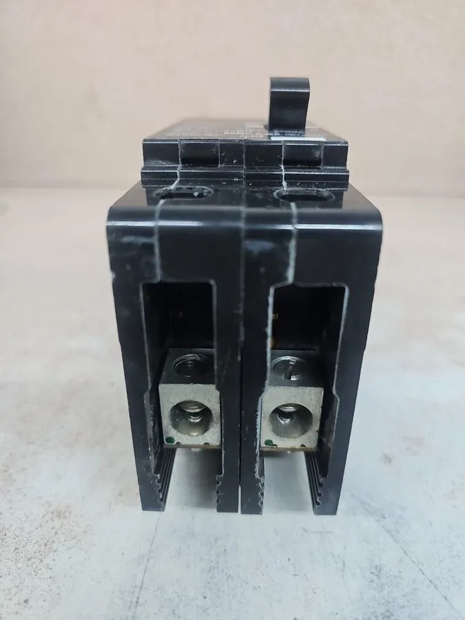 Автоматический выключатель Square D EDB24050 50A 480V 2P Bolt On Circuit Breaker