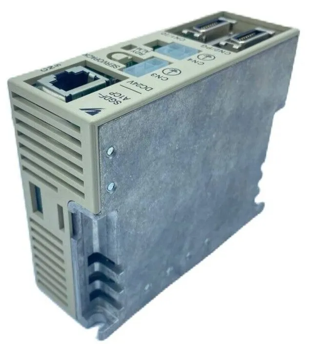 Сервопривод YASKAWA SERVOPACK 10W SERVO DRIVER SGDF-A1CP + SGMM-A1C313