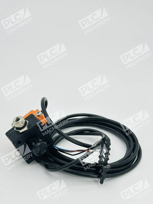 Датчик приближения IFM Efector IS5002 Inductive Proximity Sensor IS-3002-APOG — фото лота 2
