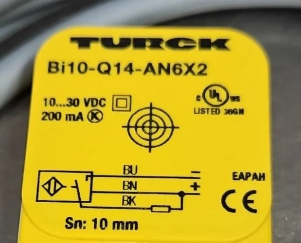 Датчик приближения Turck Bi10-Q14-AN6X2 Proximity switch sensor