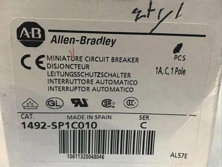 Автоматический выключатель Allen Bradley 1492-SP1C010 1 Pole Circuit Breaker 1A
