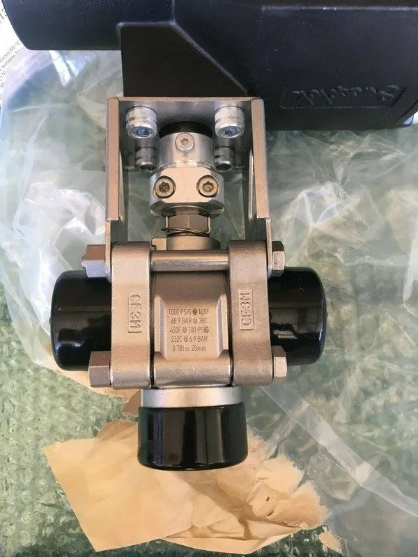 Клапан HONEYWELL PK 88136 SWITCH VALVE ACTUATOR SWAGELOK SS-65XTF16 Whitey 155SR