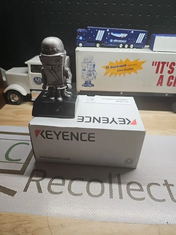 Камера машинного зрения KEYENCE VS-L320MX All-in-One Camera Vision System Real P — фото лота 2