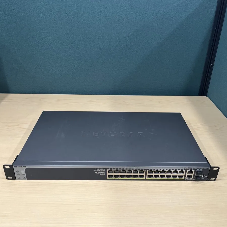 Коммутатор NETGEAR GS728TX ProSAFE S3300-28X 28-Port Smart Managed Gigabit Switc