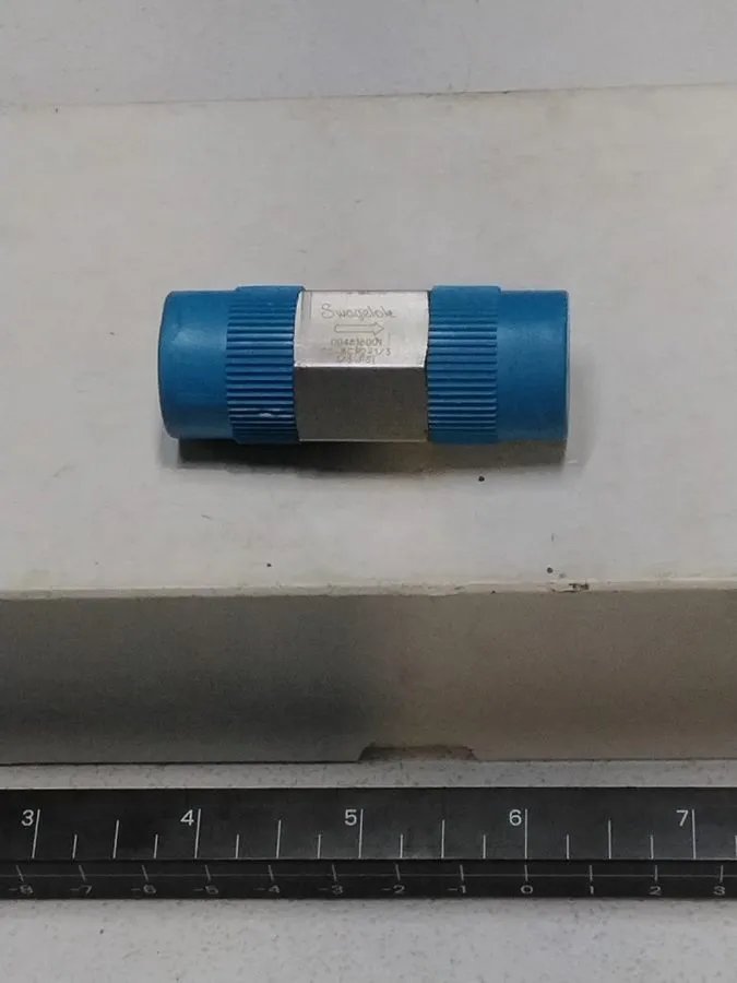 Клапан Swagelok SS-8CP2-1/3 Stainless Steel 1-Piece Poppet Check Valve FNSP