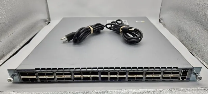 Трансивер Arista DCS-7280QR-C36-R 7280QR 24 Port QSFP 40G 12 QSFP 100G R-F Grade — фото лота 1