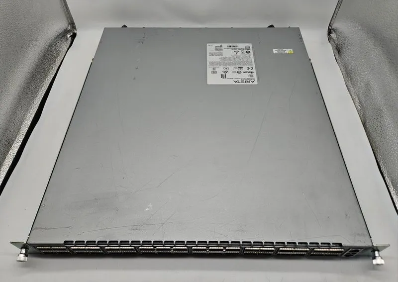 Трансивер Arista DCS-7280QR-C36-R 7280QR 24 Port QSFP 40G 12 QSFP 100G R-F Grade — фото лота 3