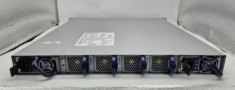 Трансивер Arista DCS-7280QR-C36-R 7280QR 24 Port QSFP 40G 12 QSFP 100G R-F Grade — фото лота 4