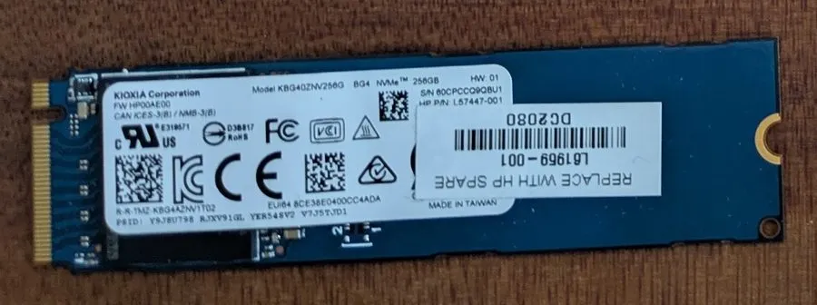 SSD-накопитель Kioxia BG4 256GB NVMe SSD Solid State Drive KBG40ZNV256G