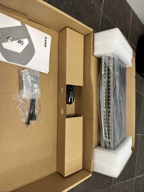 Коммутатор D-Link DES-1210-52 52-Port Fast Ethernet Smart Managed Switch