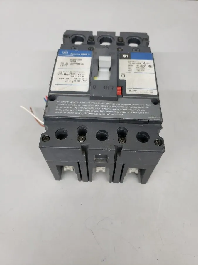 Автоматический выключатель GE SEDA36AN0100 Circuit Breaker SWITCH 3 Pole 600V 10