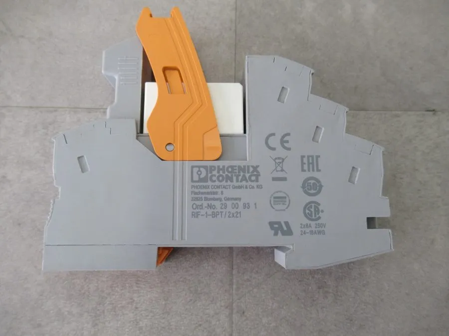 Реле 2900931 PHOENIX CONTACT / Socket