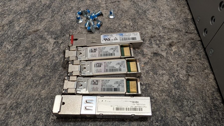 Коммутатор Cisco Nexus N9K-C93180YC-EX 48-Port 10/25GbE SFP28 Network Switch