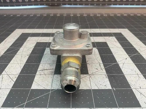 Трубопроводная арматура Jenn-Air Cooktop Gas Pressure Regulator W11106948