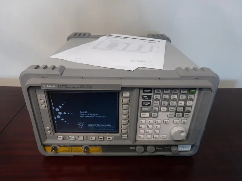 Анализатор спектра Agilent E4411B Spectrum Analyzer 9KHz-1.5GHz ESA-L Series