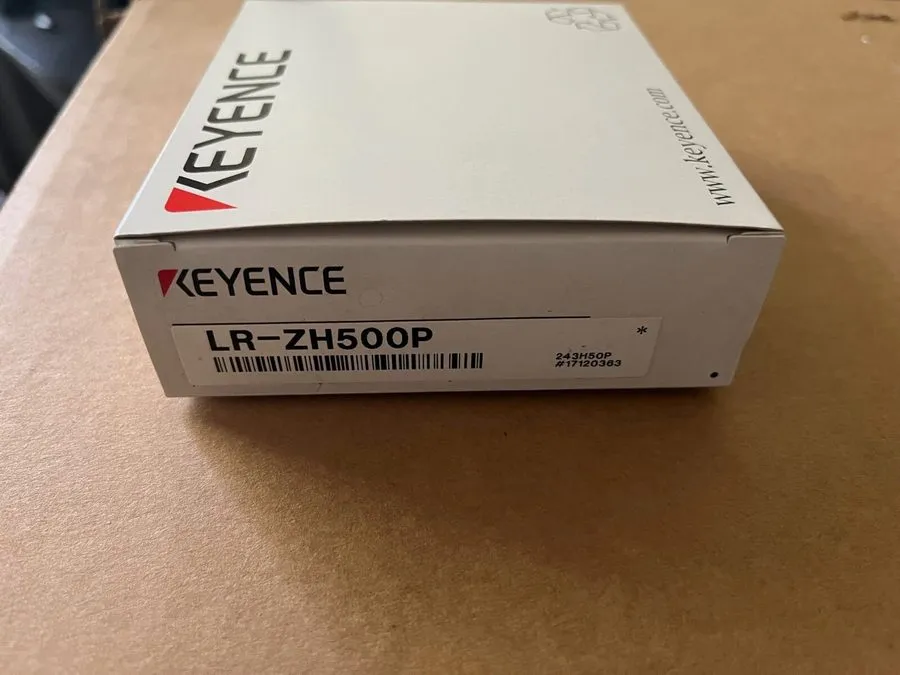 Датчик KEYENCE LR-ZH500P Laser Sensor