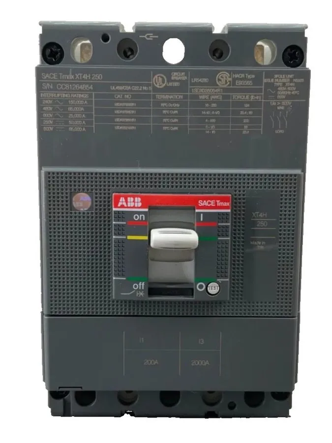 Автоматический выключатель XT4HU3200AFJ000XXX TMAX CIRCUIT BREAKER 200 A 3P 480V — фото лота 1