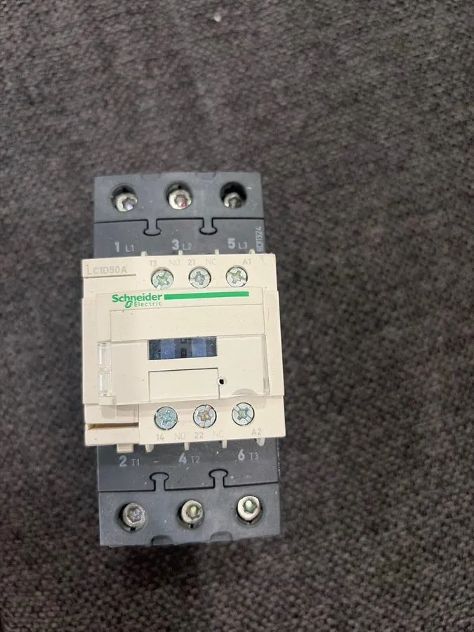 Контактор Schneider Electric TeSys D LC1D50A Contactor 3P 50A 40HP 3-Pole 1NO 1N