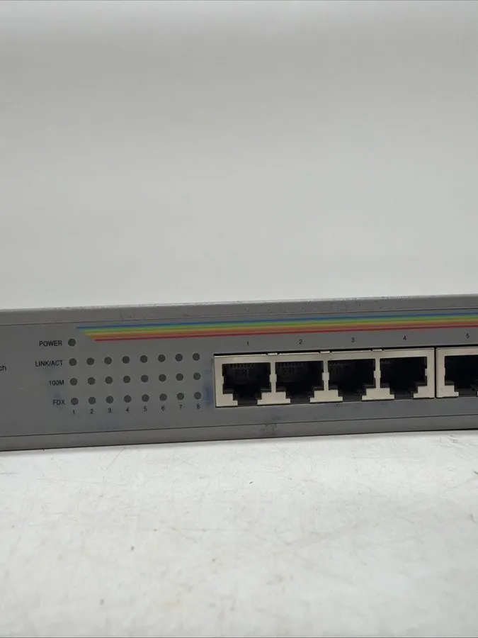 Коммутатор Allied Telesis AT-FS708 PoE 8 Port 10/100Mbps + 1 SFP Switch WORKS — фото лота 4