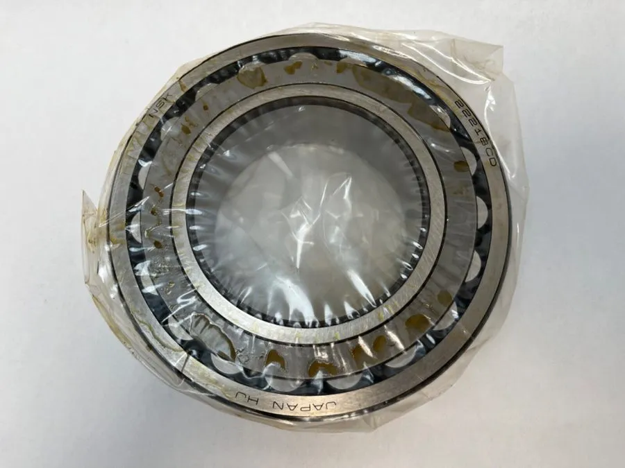 Подшипник NSK 22218CD Spherical Roller Bearing 90x160x40 mm 22218CJ 22218CCJ — фото лота 2