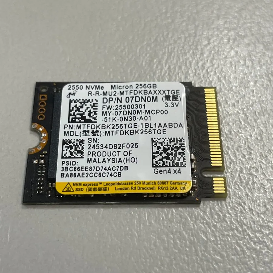 SSD-накопитель Micron 2550 256GB M.2 2230 NVMe PCIe Gen4 SSD MTFDKBK256TGE ONLY 