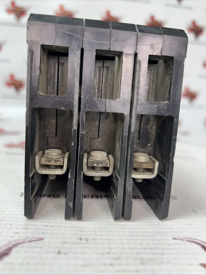 Автоматический выключатель SIEMENS SENTRON SERIES 15 AMP CIRCUIT BREAKER 3P 480  — фото лота 2