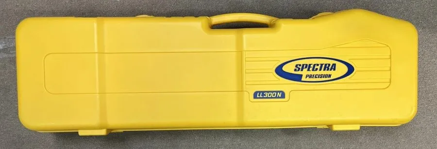 Нивелир Spectra Precision Laser Level LL300N w/ Tripod Stand & HL450 Receiver