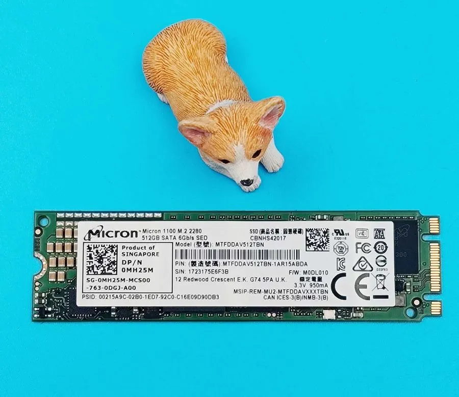 SSD-накопитель Micron 1100 512GB M.2 SATA III Internal SSD Green PCB MTFDDAV512T