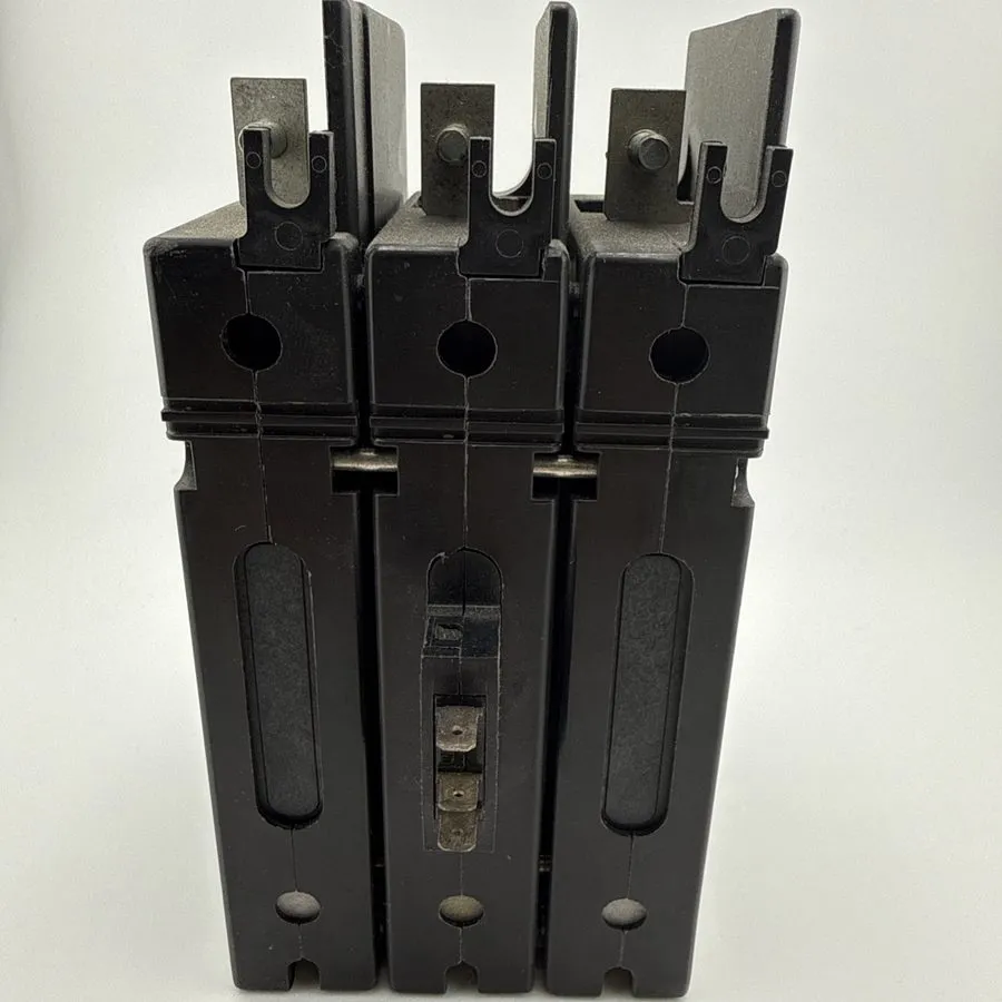 Автоматический выключатель Airpax X13050337-09 219-3-28779-09 Bolt-On Circuit Br — фото лота 2