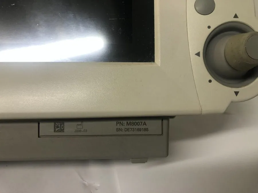 Монитор пациента Philips MP70 (M8007A) Patient Monitor W/ MMS+Print Modules & Le