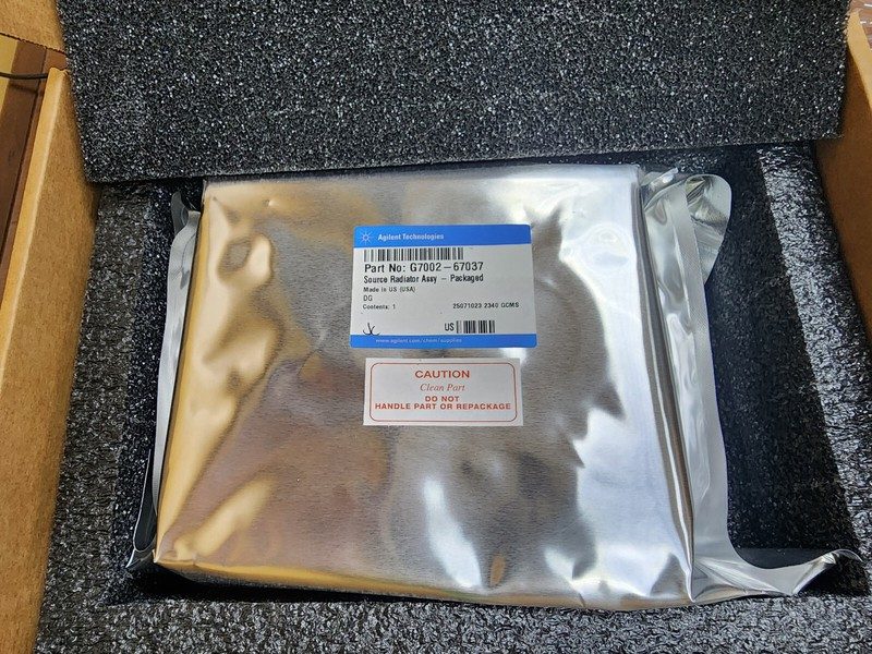 Спектрометр Agilent G7002-67037 Source Radiator Assay — фото лота 1