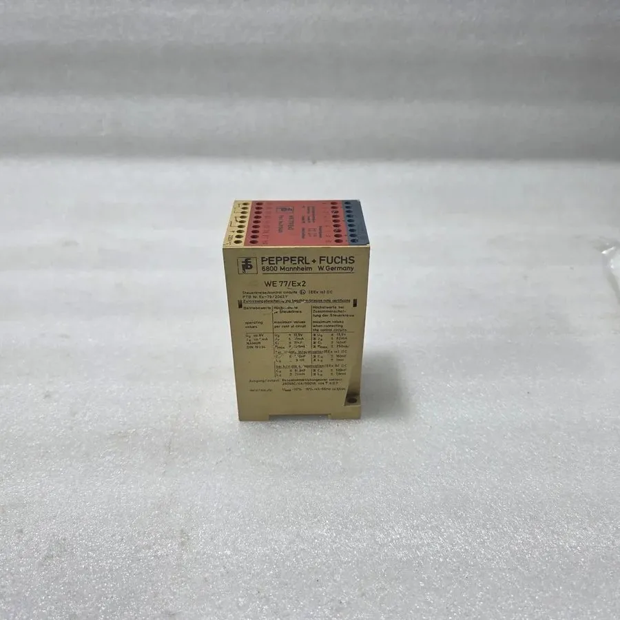 Коммутатор Pepperl+Fuchs WE 77/Ex2 Intrinsic Safety Barrier 220V 01543S — фото лота 2