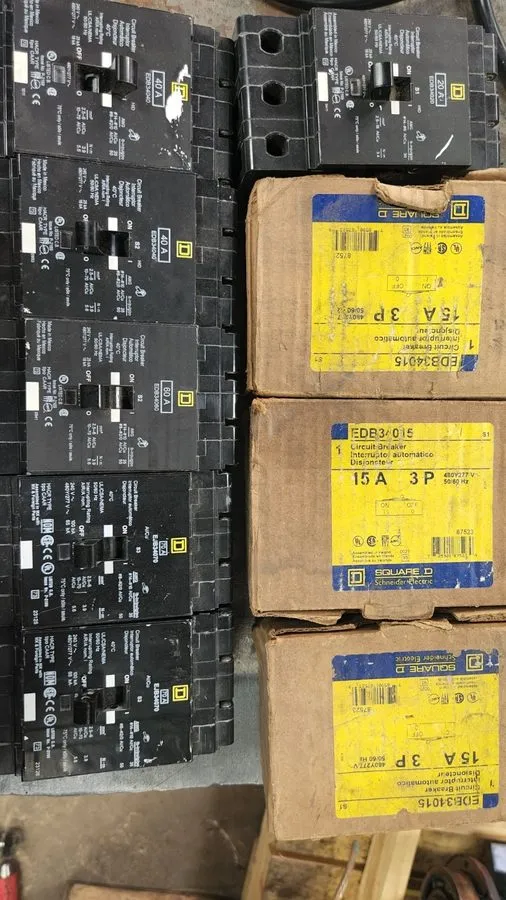 Автоматический выключатель Square D EDB34060 Circuit Breaker 60A 3-Pole 480V AC