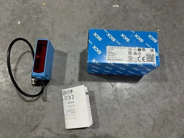 Фотоэлектрический датчик SICK RAY26P-34162530A00 PN: 1221947 Photoelectric Senso