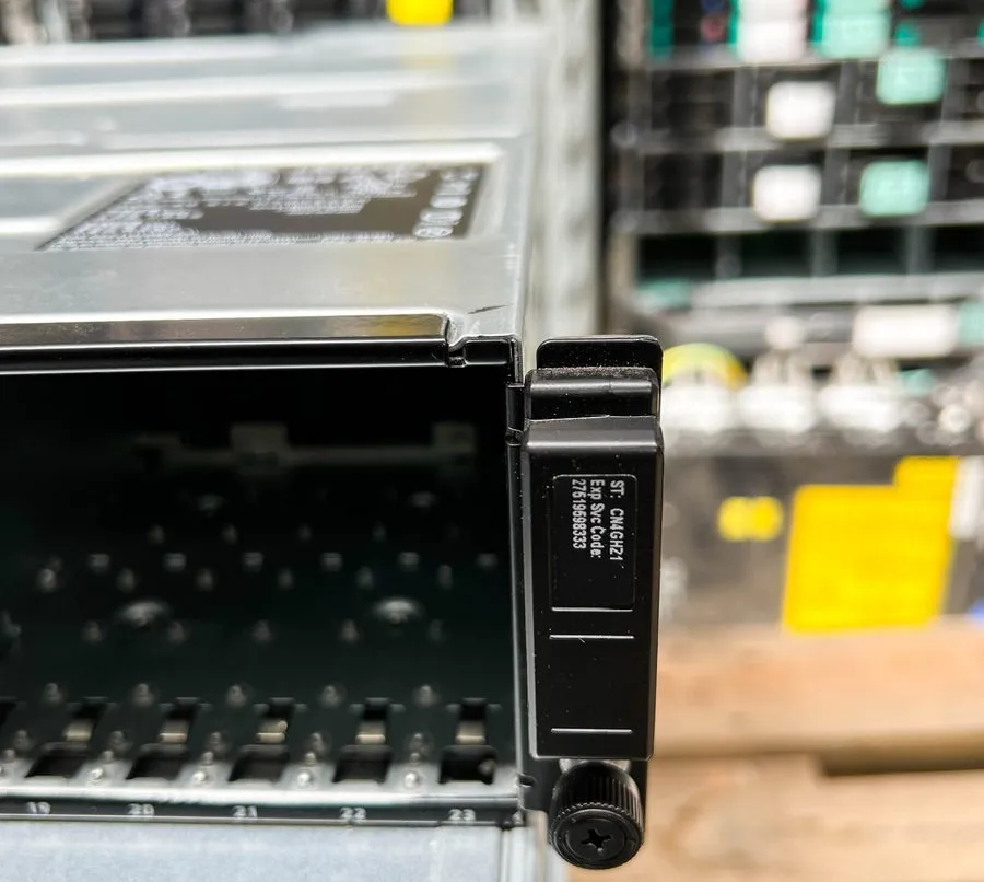 Блок питания Dell Compellent SC220 24-Bay 2.5 SAS Storage Array 2x EMM 2x 700W P
