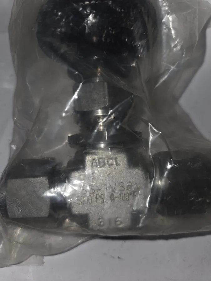 Клапан Swagelok 1/2" Integral Bonnet Needle Valve Vee Stem (SS-1VS8)
