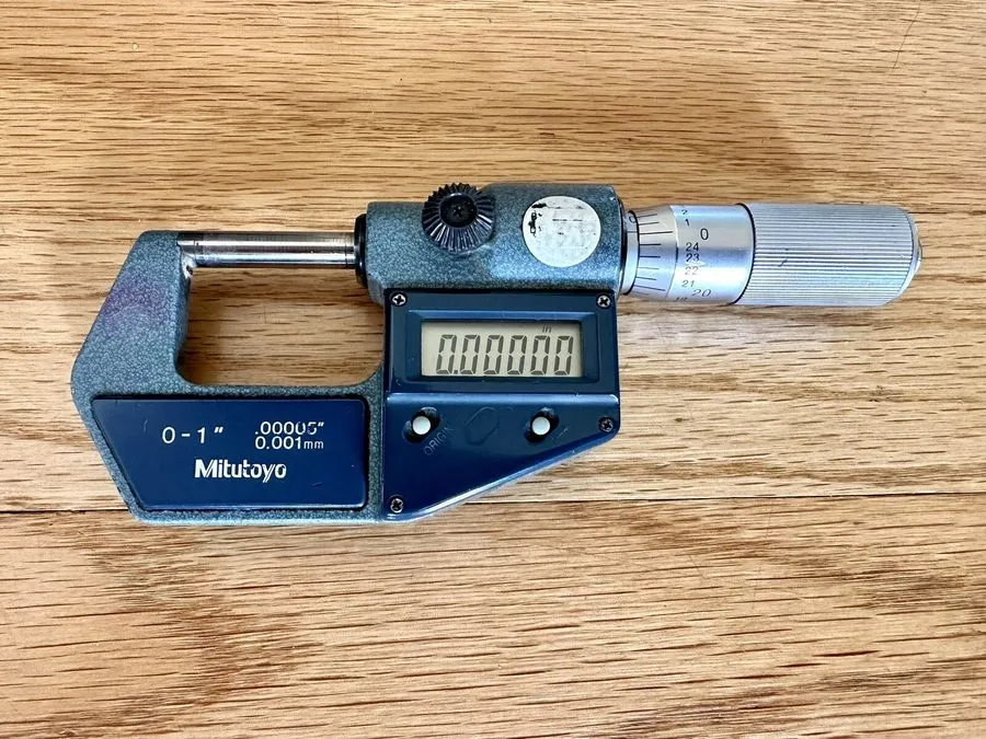 Микрометр Mitutoyo 293-765-30 Digital Micrometer with Case 0-1'' .00005'' 0.001m