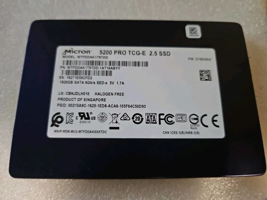 SSD-накопитель MTFDDAK1T9TDD Micron 5200 PRO 1.92TB SATA 6Gb/s 2.5" Internal SSD