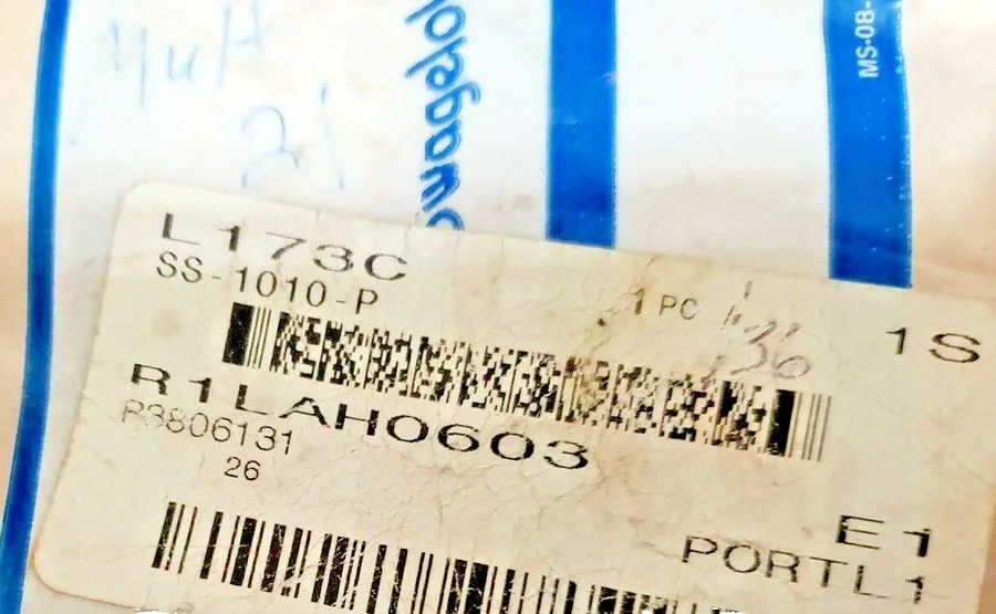Фитинг Swagelok SS-1010-P 316 SS Plug
